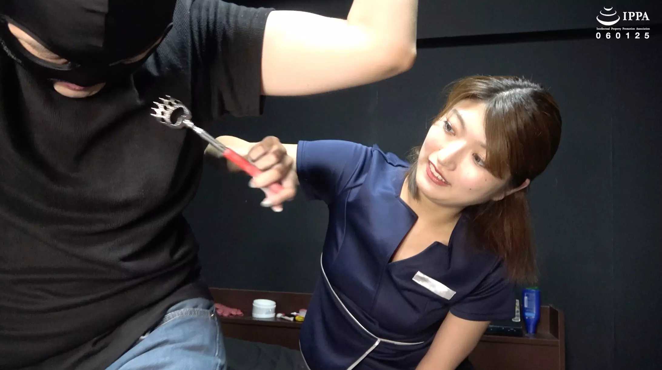 h_1416ad01721 【F/M 人気女優のハードくすぐりコース】エステシャン:安堂はるの 5 ＜グリグランスVol.4＞