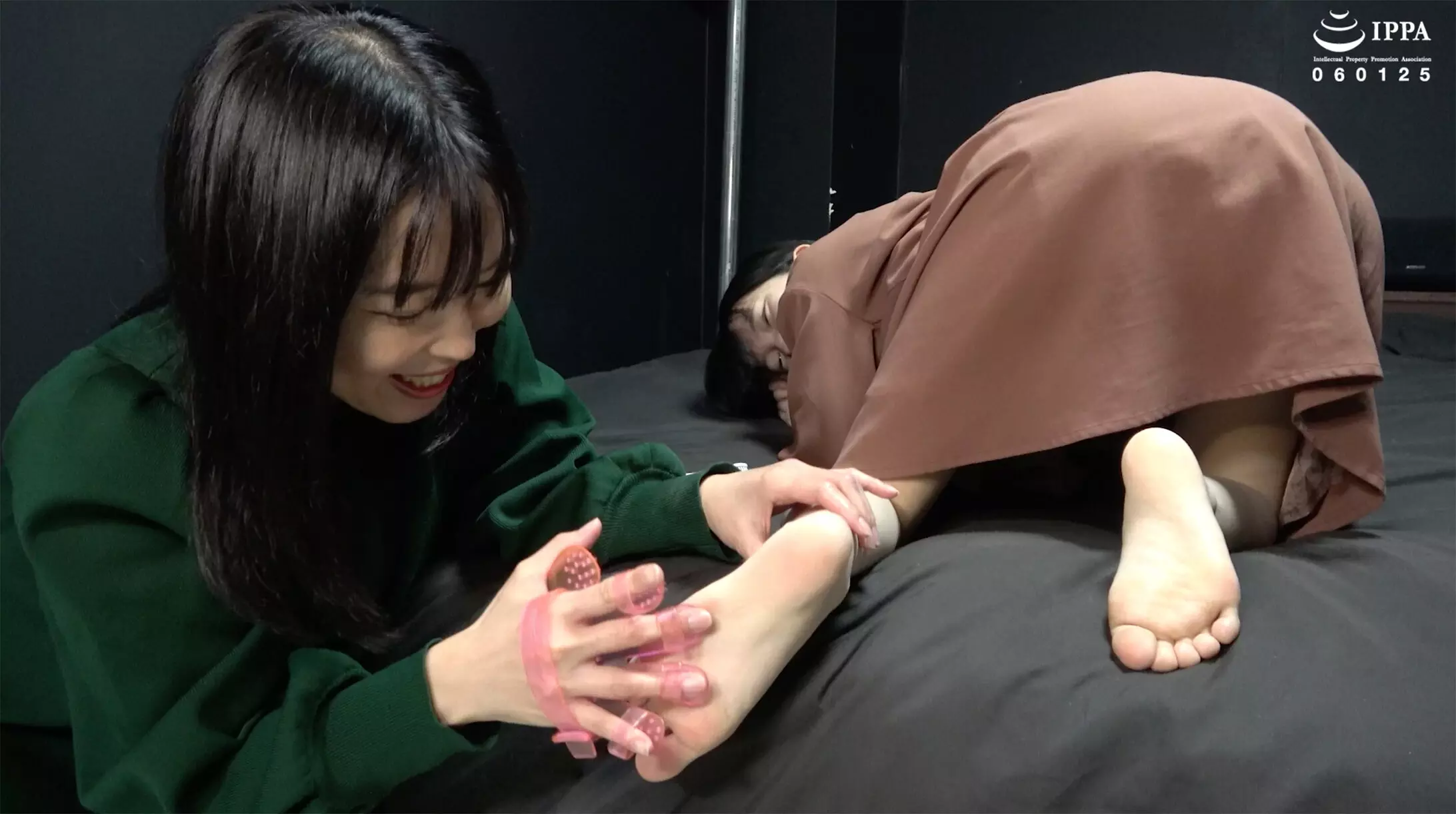 h_1416ad01970 「【レズくすぐり】美女達による私服でのくすぐり感度チェック」ADOA-096 伊織ひなの＆杉崎みさき 1